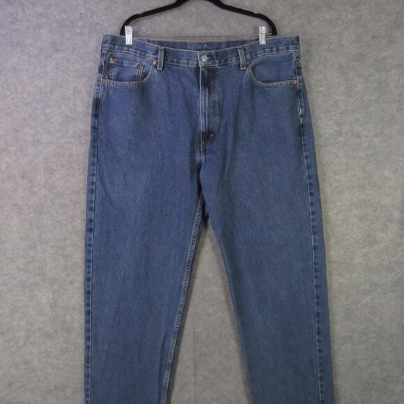 Levi's 550 Jeans Mens 44x32 Blue Relaxed Fit Tapered Leg Denim 5 Pocket Zip Fly - Picture 1 of 9